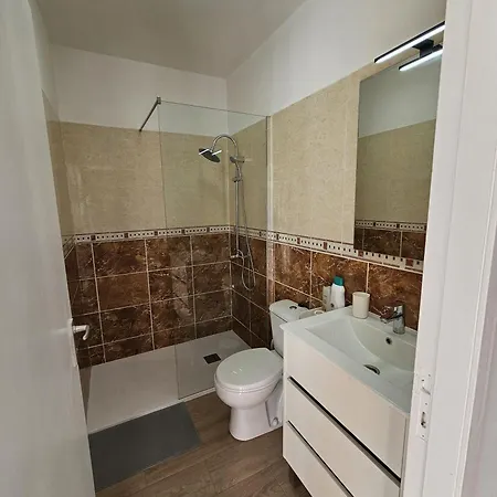 Everything Need Right Here Apartament