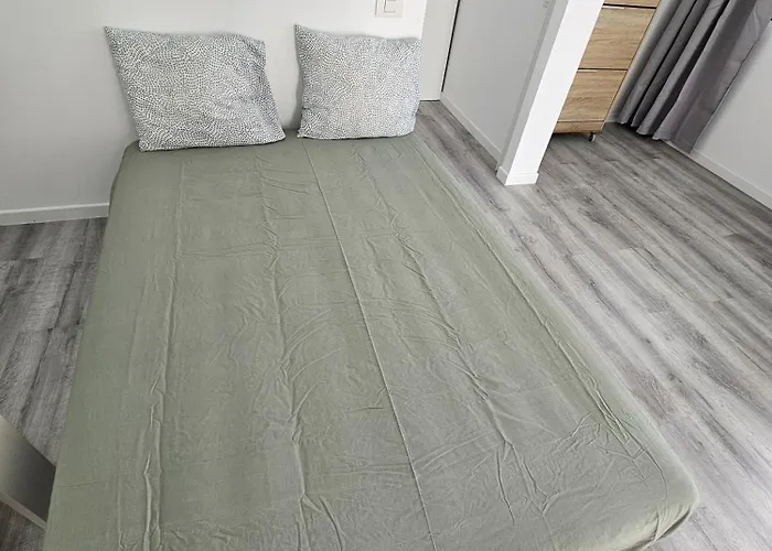 Апартаменты Everything Need Right Here Лас Гальетас