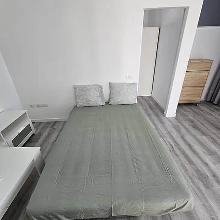 아파트 Everything Need Right Here *