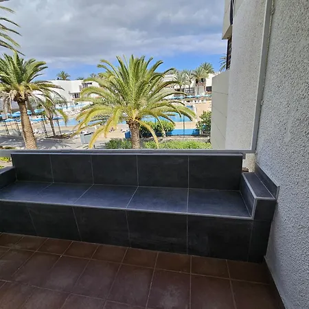 Everything Need Right Here 라스 가예타스