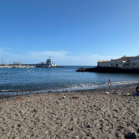 Everything Need Right Here 라스 가예타스